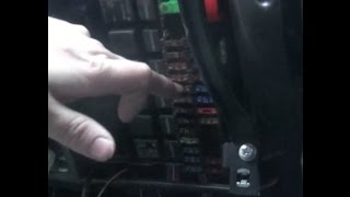 Замена предохранителя габаритного огня правого на ВАЗ - Lada Granta