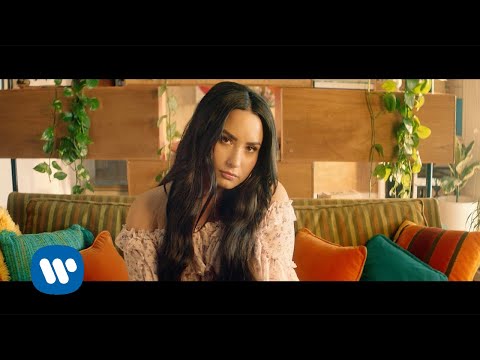Clean Bandit - Solo feat. Demi Lovato [Official Video]