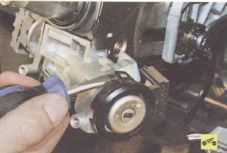 Снятие и установка выключателя (замка) зажигания Ford focus 2 и 2 рестайлинг