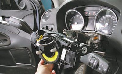 Замена цилиндра выключателя (замка) зажигания Форд мондео 4 (2007-2014)