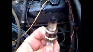 видео Черные свечи зажигания ВАЗ-2106: причина, ремонт