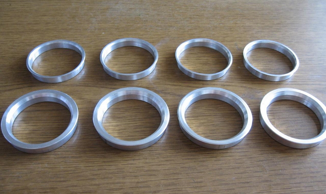 Специальные кольца для центровки дисков