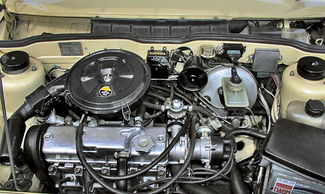 Стандартный серийный двигатель ВАЗ 2108